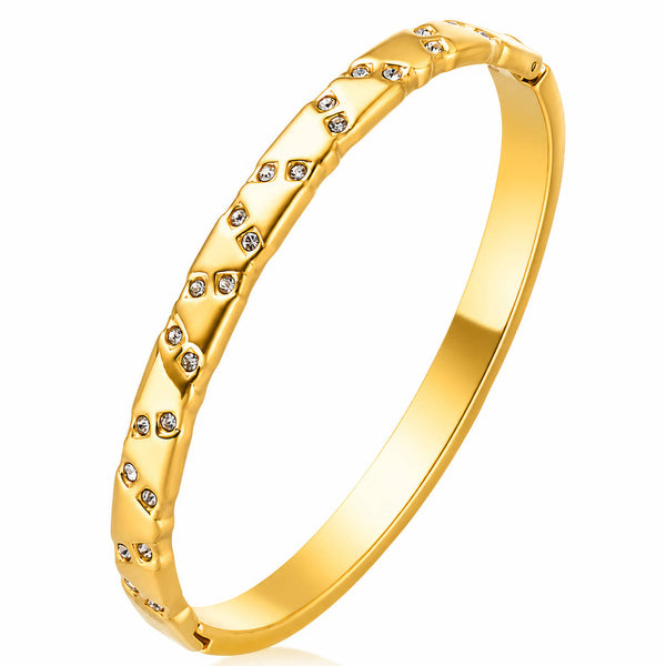 Nova Pave Bangle – 18K Gold-Plated, Waterproof & Hypoallergenic