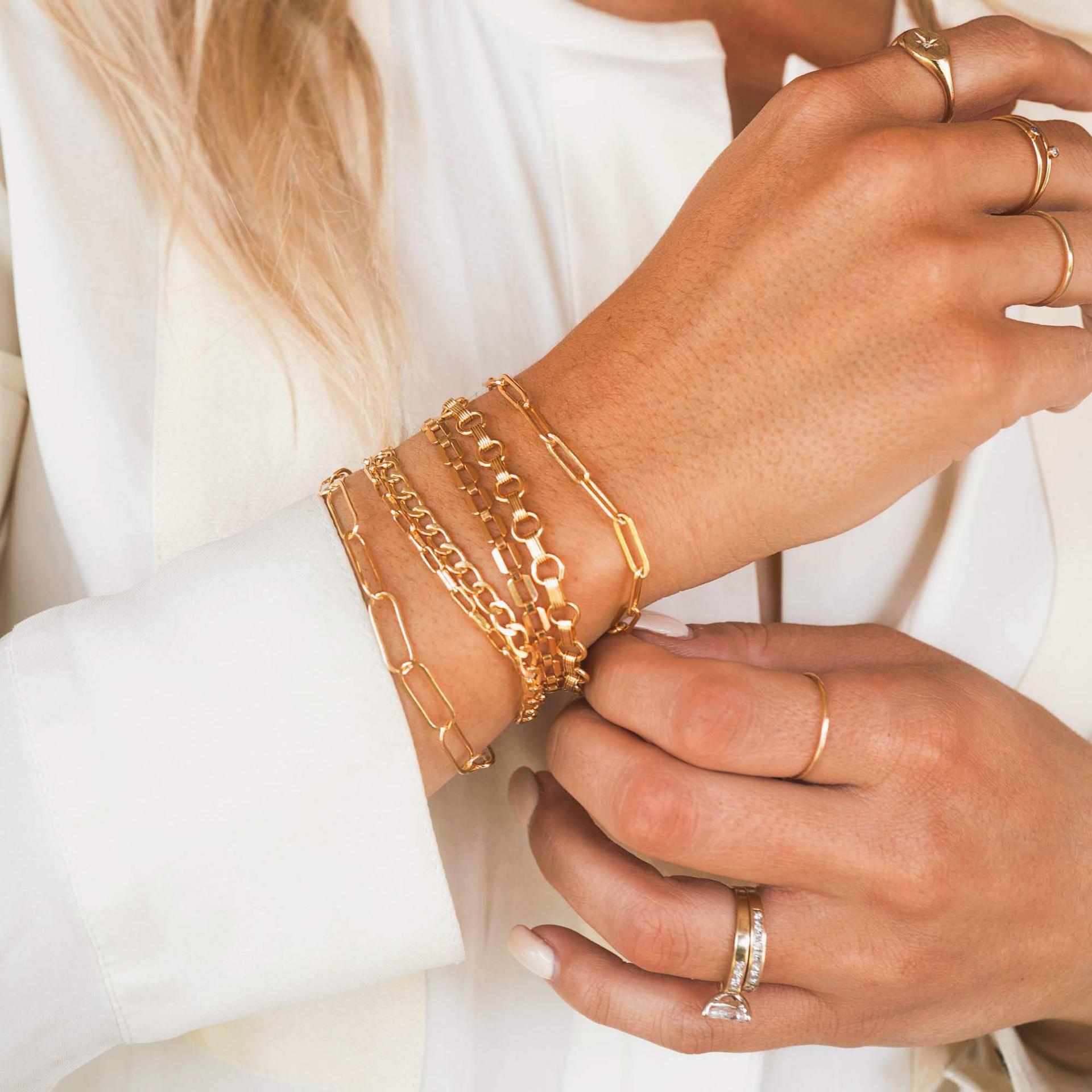 Trending Jewelry in Pakistan – Embracing Elegance with Yumeira